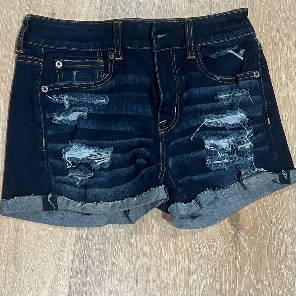 American eagles distressed shorts